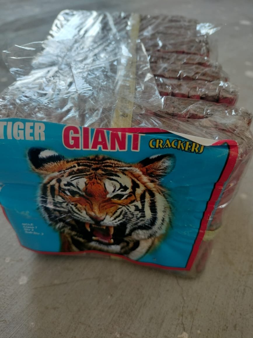 28 Giant
